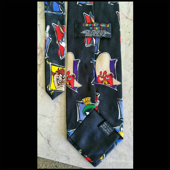 Vintage Looney Tunes Mania Tie - Picture 2 of 2